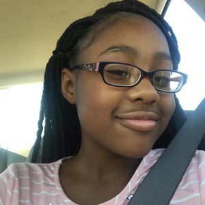 Meet your Posher, Adrianna